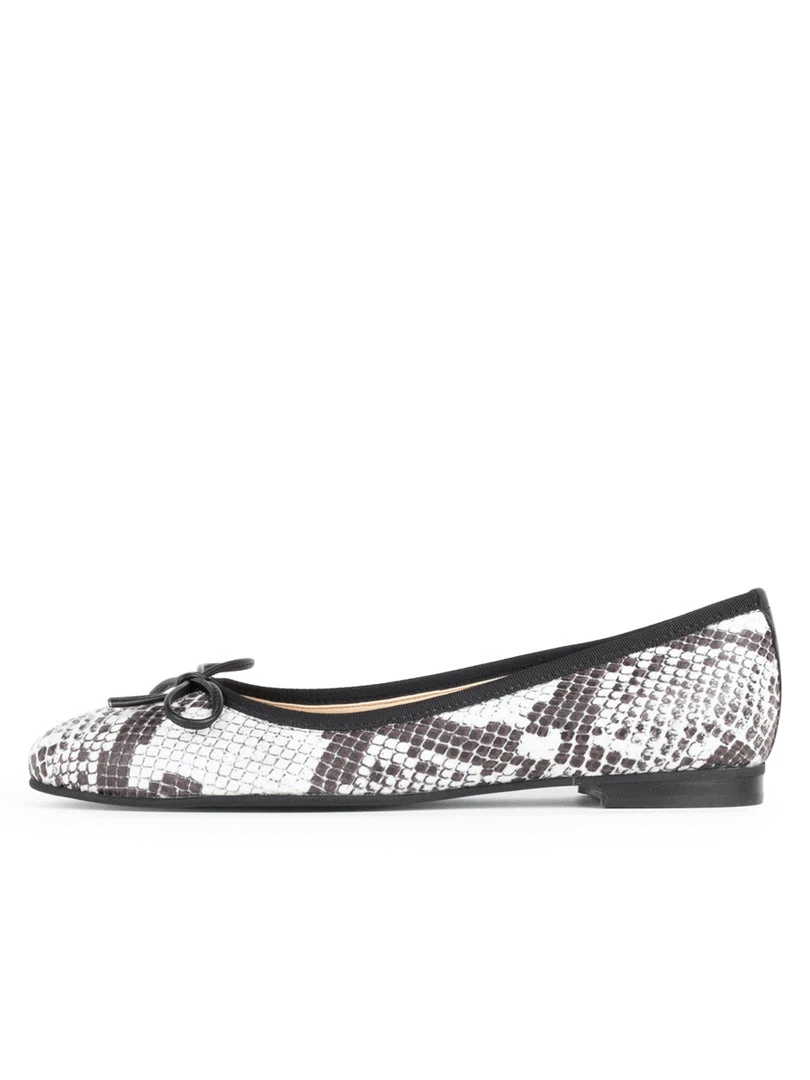 Ali MacGraw For Butter Shoes Casual Pavlova Ballet Flat 7 Ali MacGraw For Butter Shoes Casual Pavlova Ballet Flat