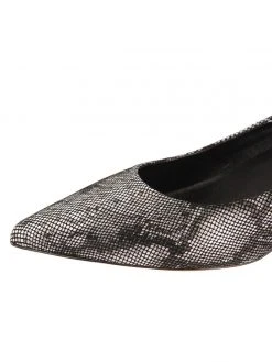 Butter Shoes Deluxe Pointed Toe Kitten Heel 11 Butter Shoes Deluxe Pointed Toe Kitten Heel