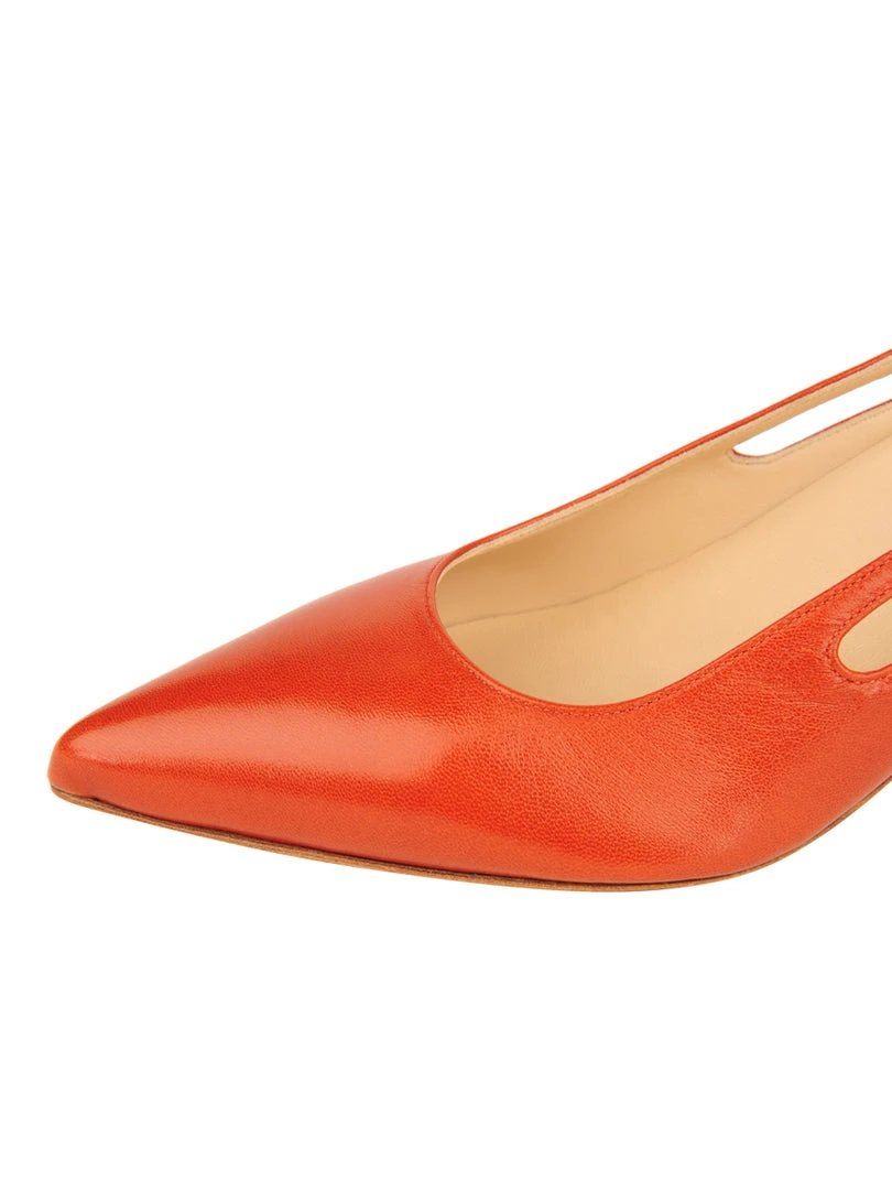 Butter Shoes Kitten Heels Sadetta Pointed Toe Slingback 6 Butter Shoes Kitten Heels Sadetta Pointed Toe Slingback