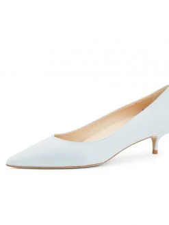 Butter Shoes Deluxe Pointed Toe Kitten Heel 11 Butter Shoes Deluxe Pointed Toe Kitten Heel