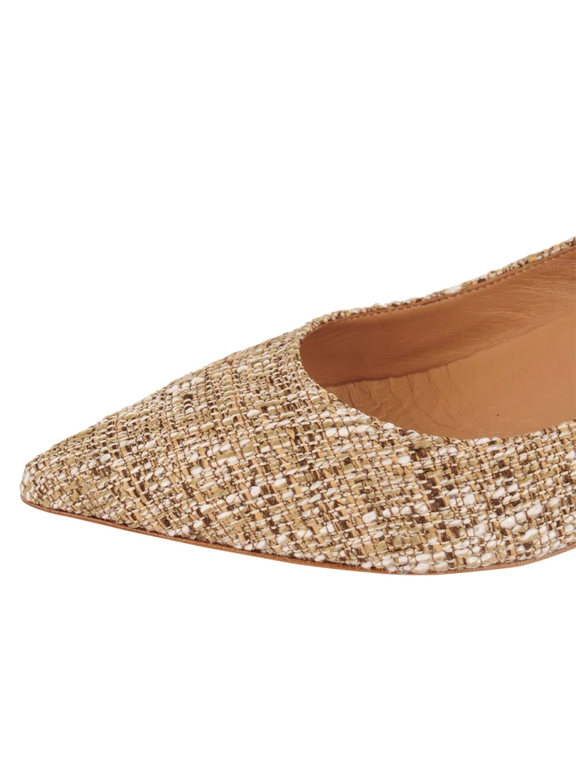 Butter Shoes Kitten Heels Deluxe Pointed Toe Kitten Heel 6 Butter Shoes Kitten Heels Deluxe Pointed Toe Kitten Heel