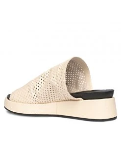 Golo Lyndon 11 Golo Lyndon