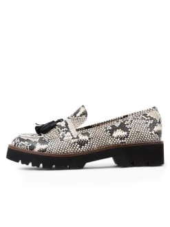 Patricia Green Flats Beckham Tassel Lug Loafer