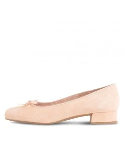 Patricia Green Newport Low Heeled Pump New Arrivals 10 Patricia Green Newport Low Heeled Pump New Arrivals
