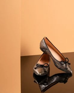 Patricia Green Duncan Pointed Toe Flat W/ Bow Flats 9 Patricia Green Duncan Pointed Toe Flat W/ Bow Flats